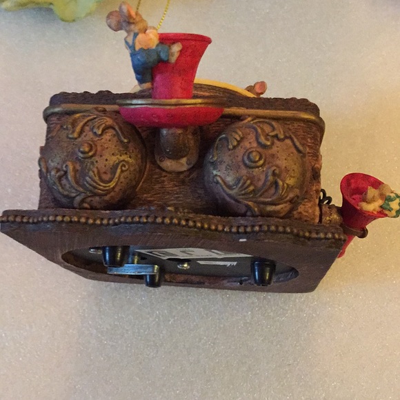 Lucite music box - Picture 5 of 7